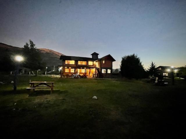Hostal Del Rio El Bolsón Exterior foto
